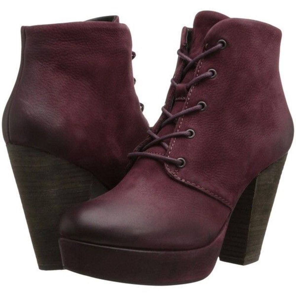 Steve Madden Raspy Bootie
